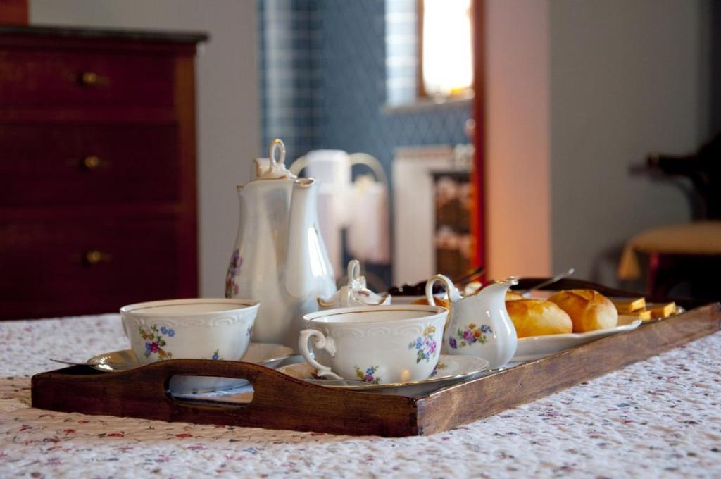 Agriturismo Fattoria Rozzalupi Черето Гуиди Стая снимка