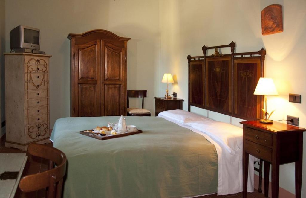 Agriturismo Fattoria Rozzalupi Черето Гуиди Стая снимка