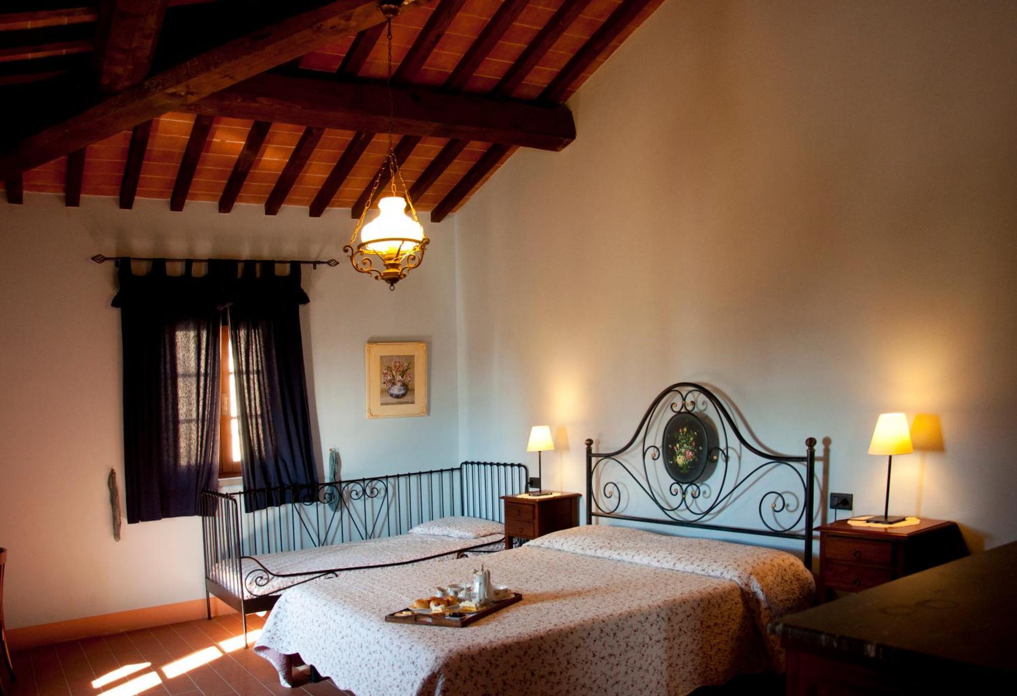 Agriturismo Fattoria Rozzalupi Черето Гуиди Екстериор снимка