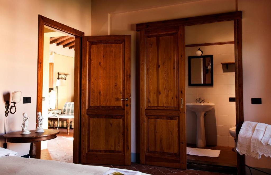 Agriturismo Fattoria Rozzalupi Черето Гуиди Стая снимка