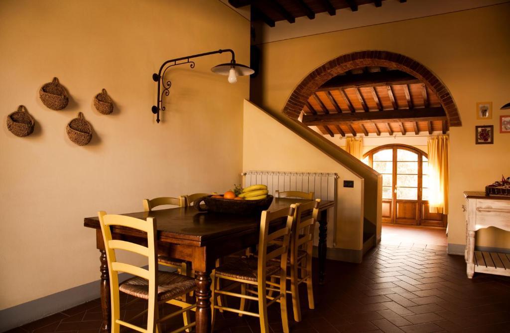 Agriturismo Fattoria Rozzalupi Черето Гуиди Стая снимка