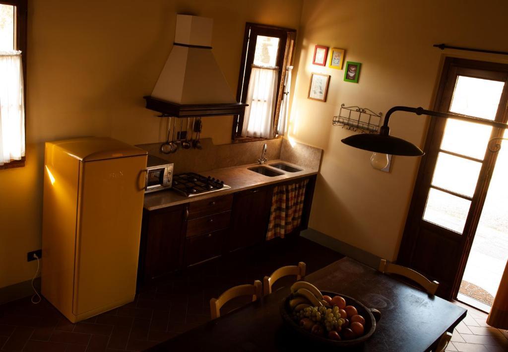 Agriturismo Fattoria Rozzalupi Черето Гуиди Стая снимка